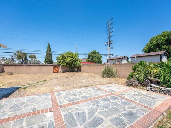 4903 Brayton Avenue, Long Beach CA 90807