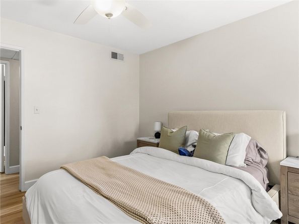 576 N Bellflower Boulevard 209, Long Beach CA 90814