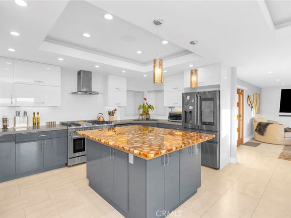 109 S Eucalyptus Drive, Anaheim CA 92808