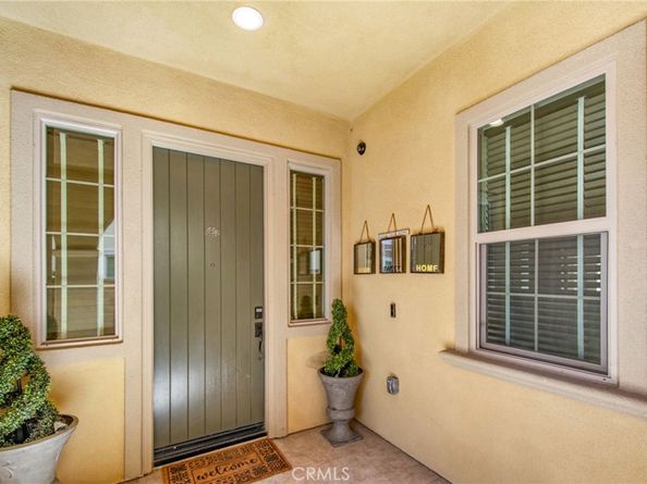 731 E Orange Blossom Way, Azusa CA 91702