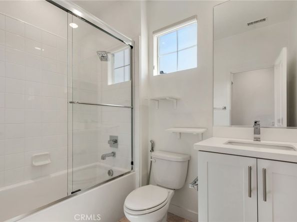 731 E Orange Blossom Way, Azusa CA 91702