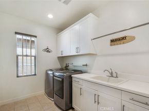 731 E Orange Blossom Way, Azusa CA 91702