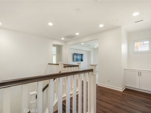 731 E Orange Blossom Way, Azusa CA 91702