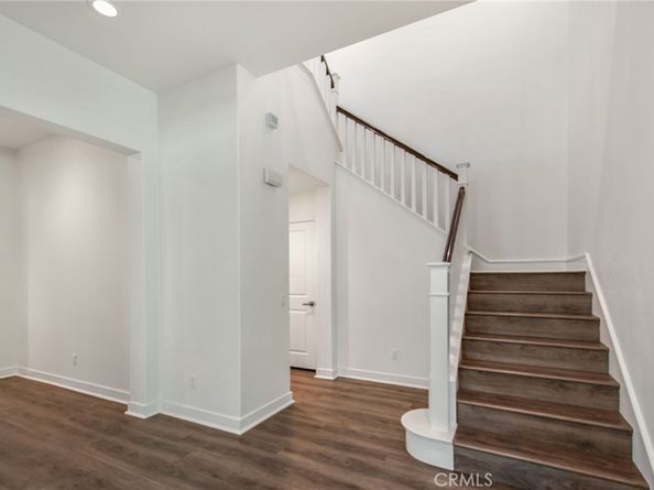 731 E Orange Blossom Way, Azusa CA 91702