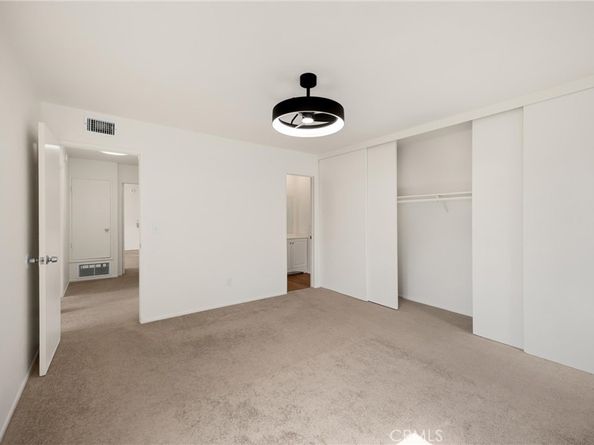 2521 W Sunflower Avenue R8, Santa Ana CA 92704