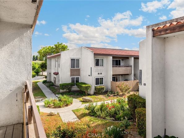 2521 W Sunflower Avenue R8, Santa Ana CA 92704