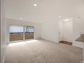 2521 W Sunflower Avenue R8, Santa Ana CA 92704