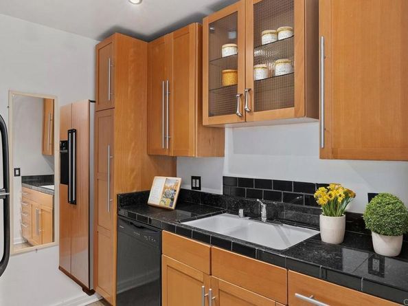 6304 Friars Road 234, San Diego CA 92108