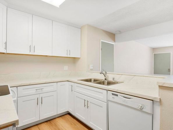 7760 Margerum Avenue 126, San Diego CA 92120
