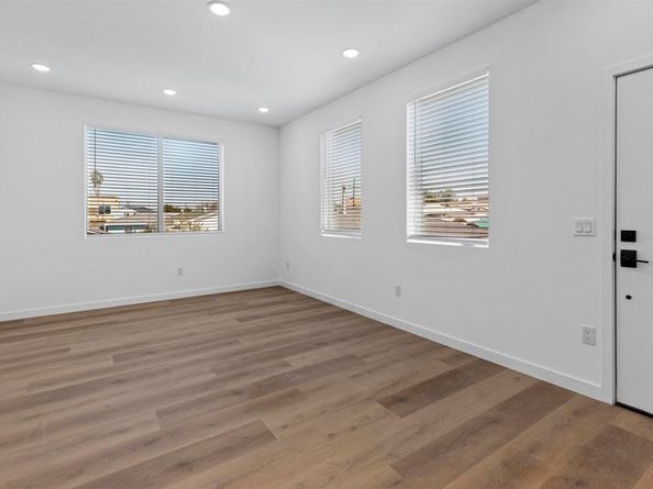 2810 2818 Nye Street, San Diego CA 92111