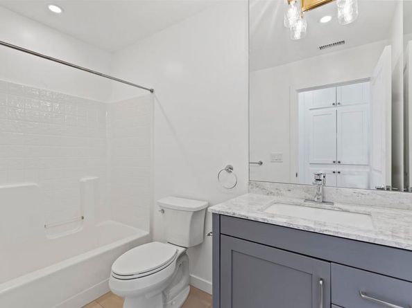 2810 2818 Nye Street, San Diego CA 92111