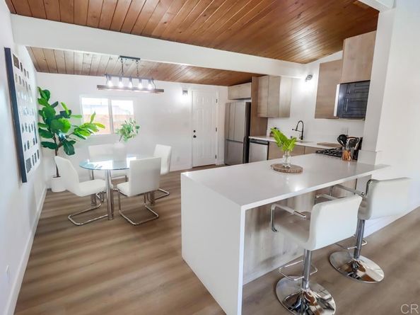 9753 Ivanho Street, Spring Valley CA 91977