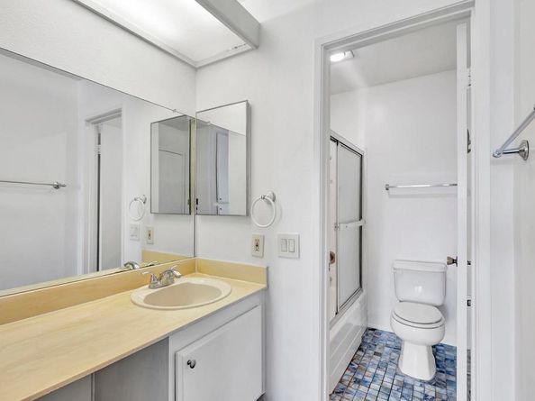 3571 Ruffin Road 239, San Diego CA 92123