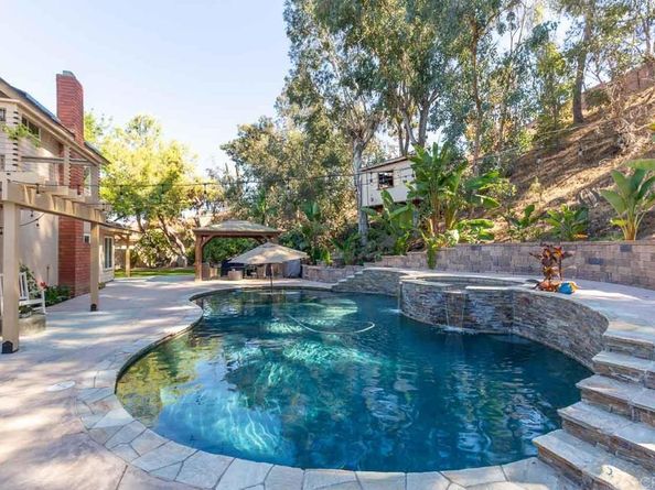 11061 Crystal Springs Rd, Santee CA 92071