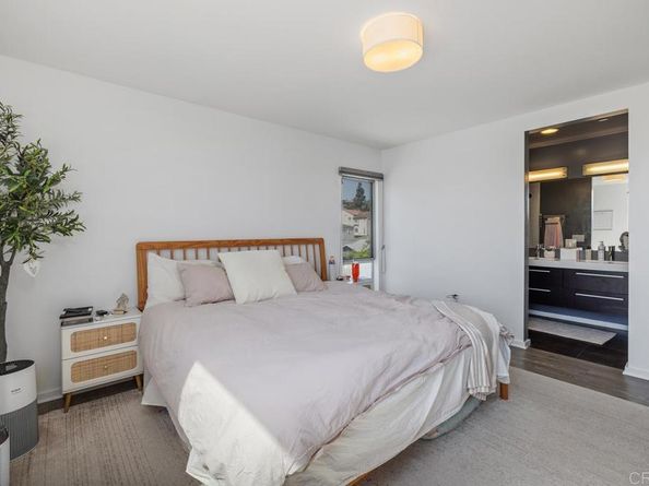 2187 Catalina 1, San Diego CA 92107