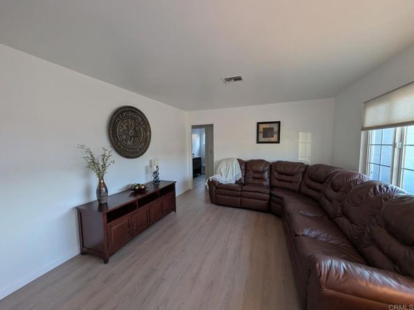 14417 Springvale, Poway CA 92064