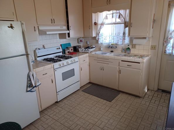 9420 Emerald Grove Avenue, Lakeside CA 92040