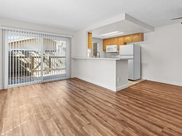 965 Jamacha Road, El Cajon CA 92019