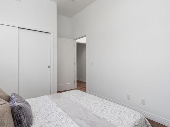 5050 Cahuenga Boulevard, North Hollywood CA 91601