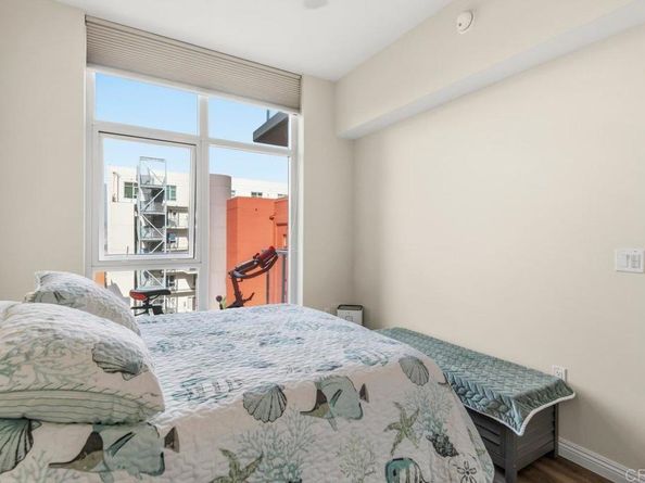 1431 Pacific Highway 702, San Diego CA 92101