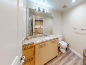 1431 Pacific Highway 702, San Diego CA 92101