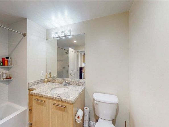 1431 Pacific Highway 702, San Diego CA 92101