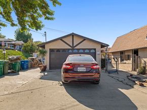 8552 Brodie Lane, Santee CA 92071