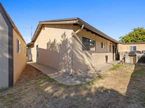 8552 Brodie Lane, Santee CA 92071