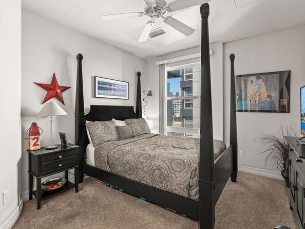 525 11th Avenue 1501, San Diego CA 92101