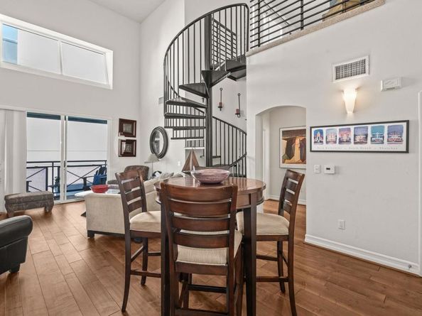 525 11th Avenue 1501, San Diego CA 92101