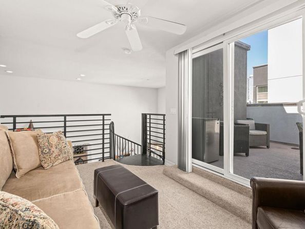 525 11th Avenue 1501, San Diego CA 92101