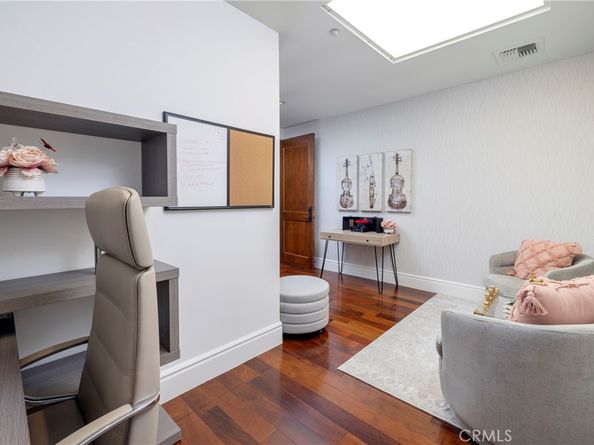 345 E Colorado Boulevard 404, Pasadena CA 91101