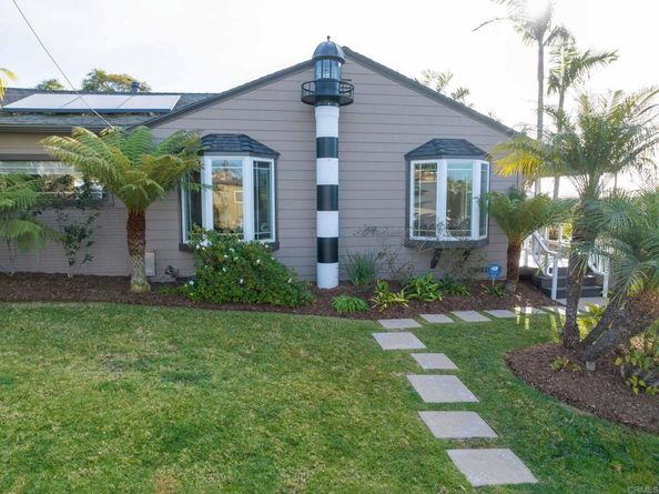 2451 Erie Street, San Diego CA 92110