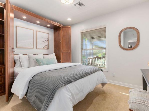 2451 Erie Street, San Diego CA 92110
