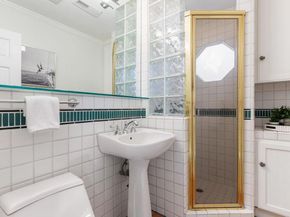 2451 Erie Street, San Diego CA 92110