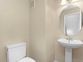 16915 Hutchins Landing 43, San Diego CA 92127