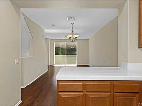 16915 Hutchins Landing 43, San Diego CA 92127