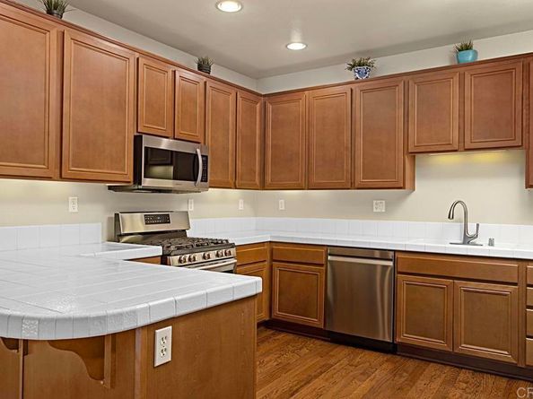 16915 Hutchins Landing 43, San Diego CA 92127