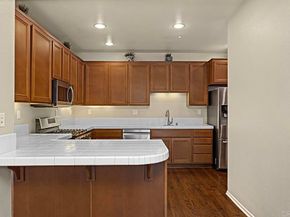 16915 Hutchins Landing 43, San Diego CA 92127