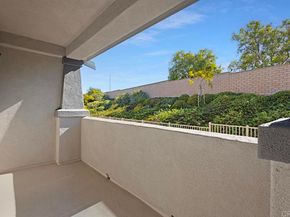 16915 Hutchins Landing 43, San Diego CA 92127
