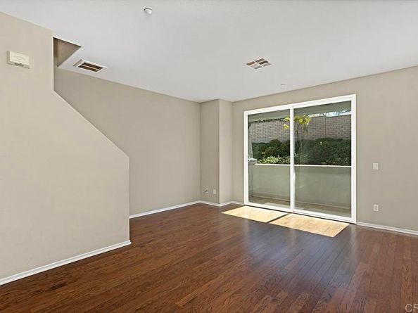 16915 Hutchins Landing 43, San Diego CA 92127