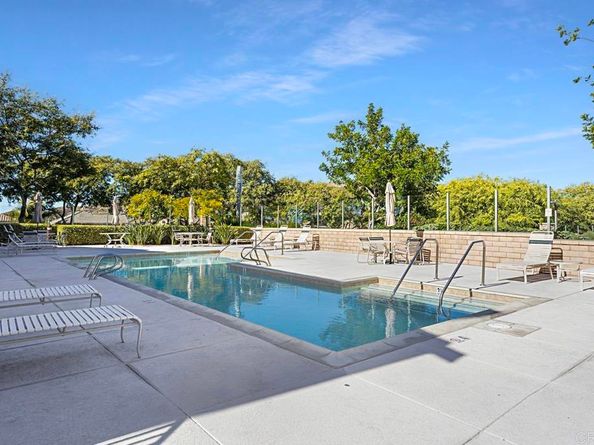 16915 Hutchins Landing 43, San Diego CA 92127
