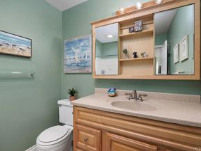 4020 Layang Layang Circle C, Carlsbad CA 92008