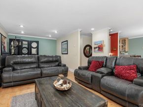 4020 Layang Layang Circle C, Carlsbad CA 92008