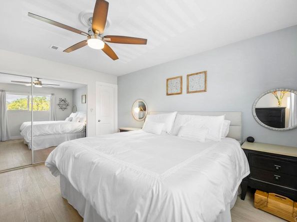 2352 Altisma Way 13, Carlsbad CA 92009