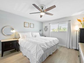 2352 Altisma Way 13, Carlsbad CA 92009