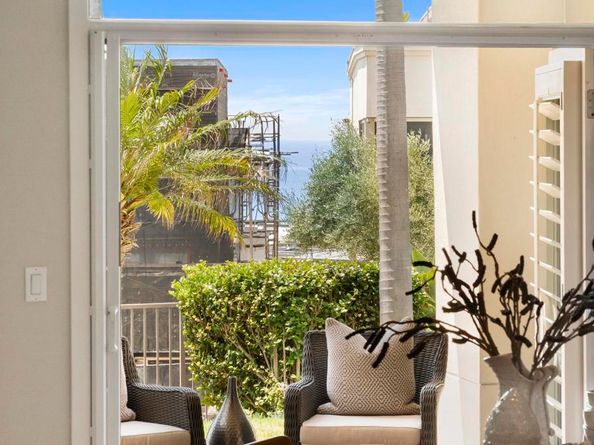 5470 La Jolla Boulevard H102, La Jolla CA 92037