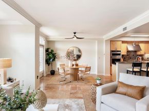 5470 La Jolla Boulevard H102, La Jolla CA 92037