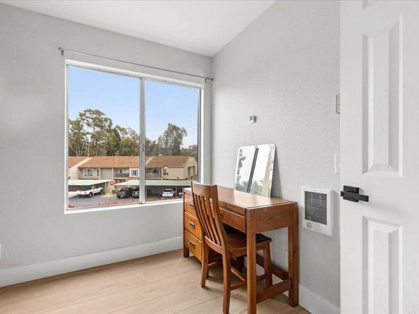 2352 Hosp Way 245, Carlsbad CA 92008