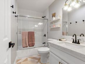 2352 Hosp Way 245, Carlsbad CA 92008